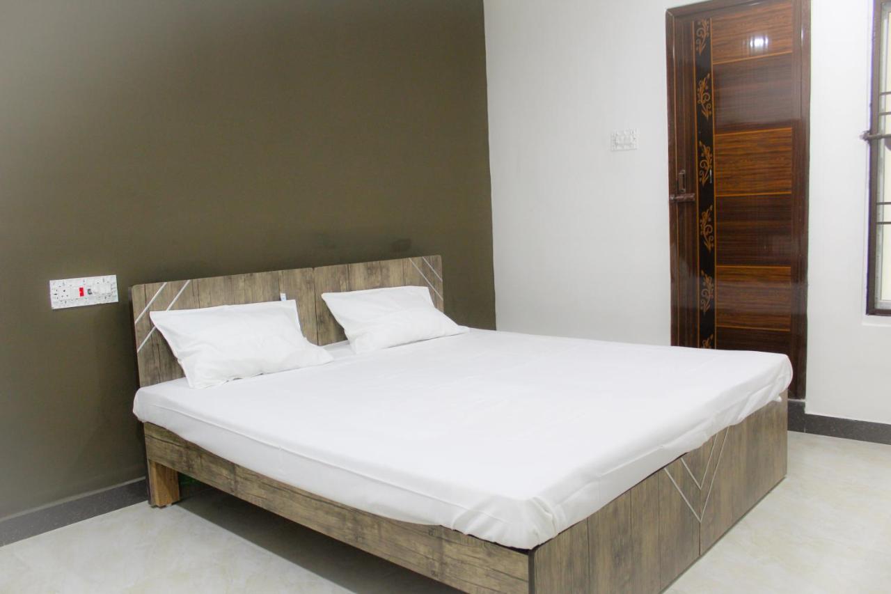 San Beach Residency Karaikal Extérieur photo