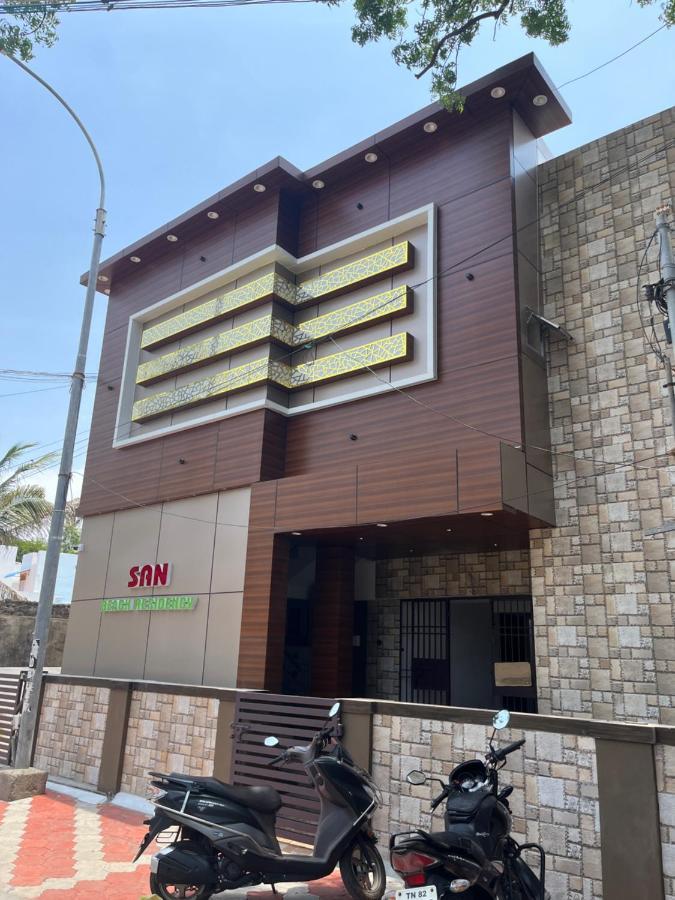 San Beach Residency Karaikal Extérieur photo