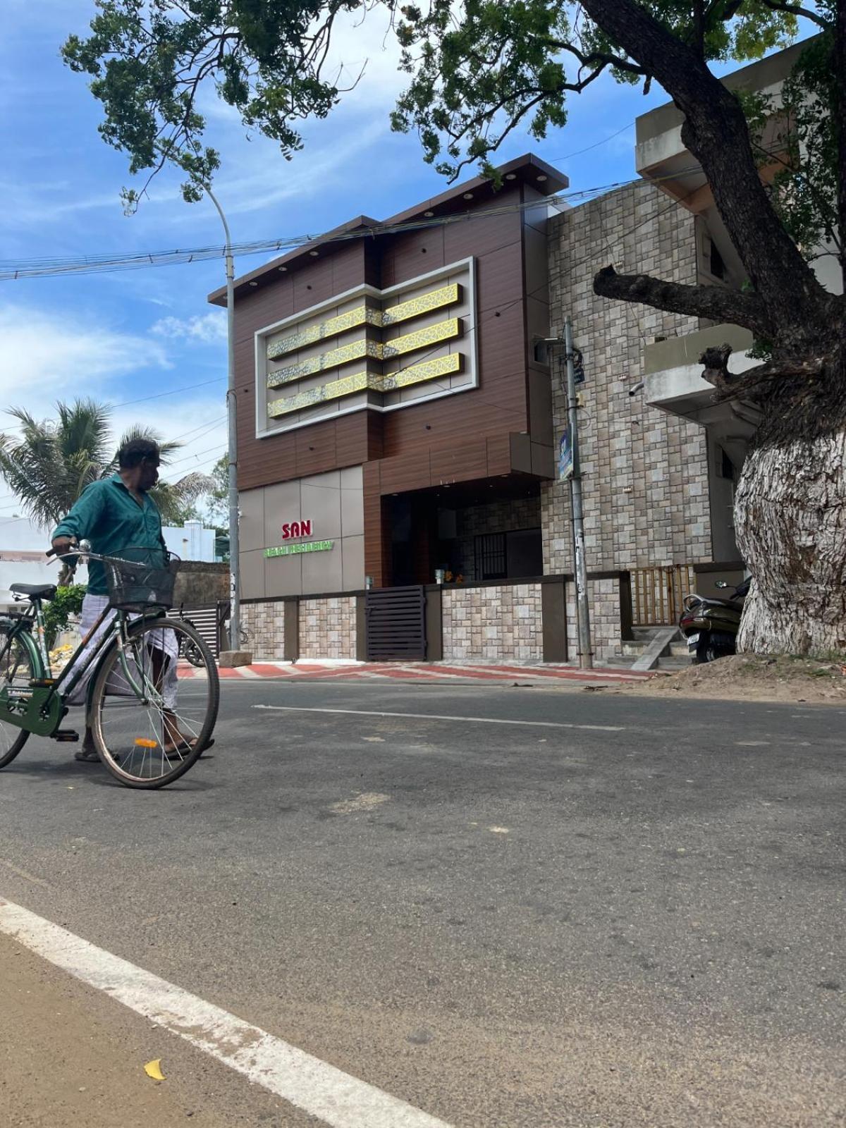 San Beach Residency Karaikal Extérieur photo