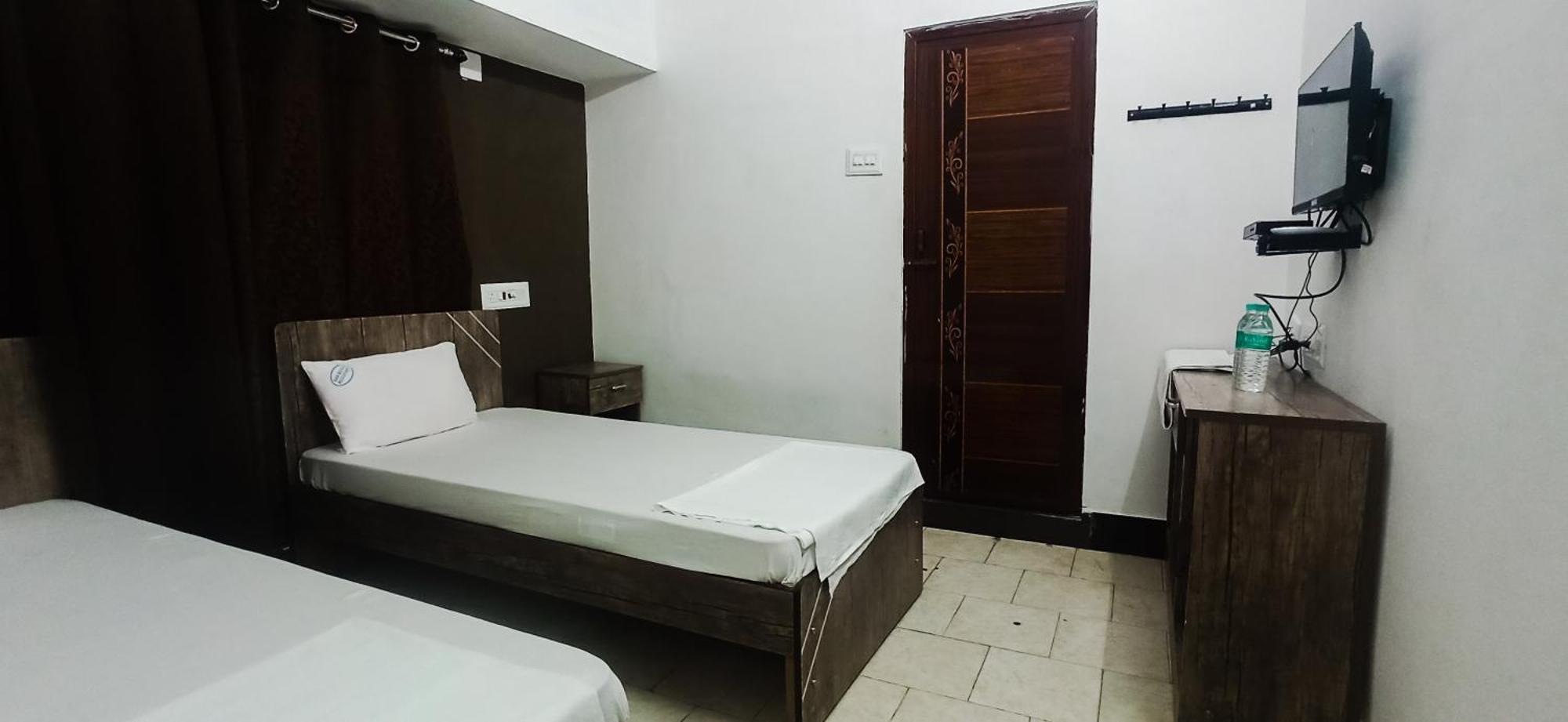San Beach Residency Karaikal Extérieur photo
