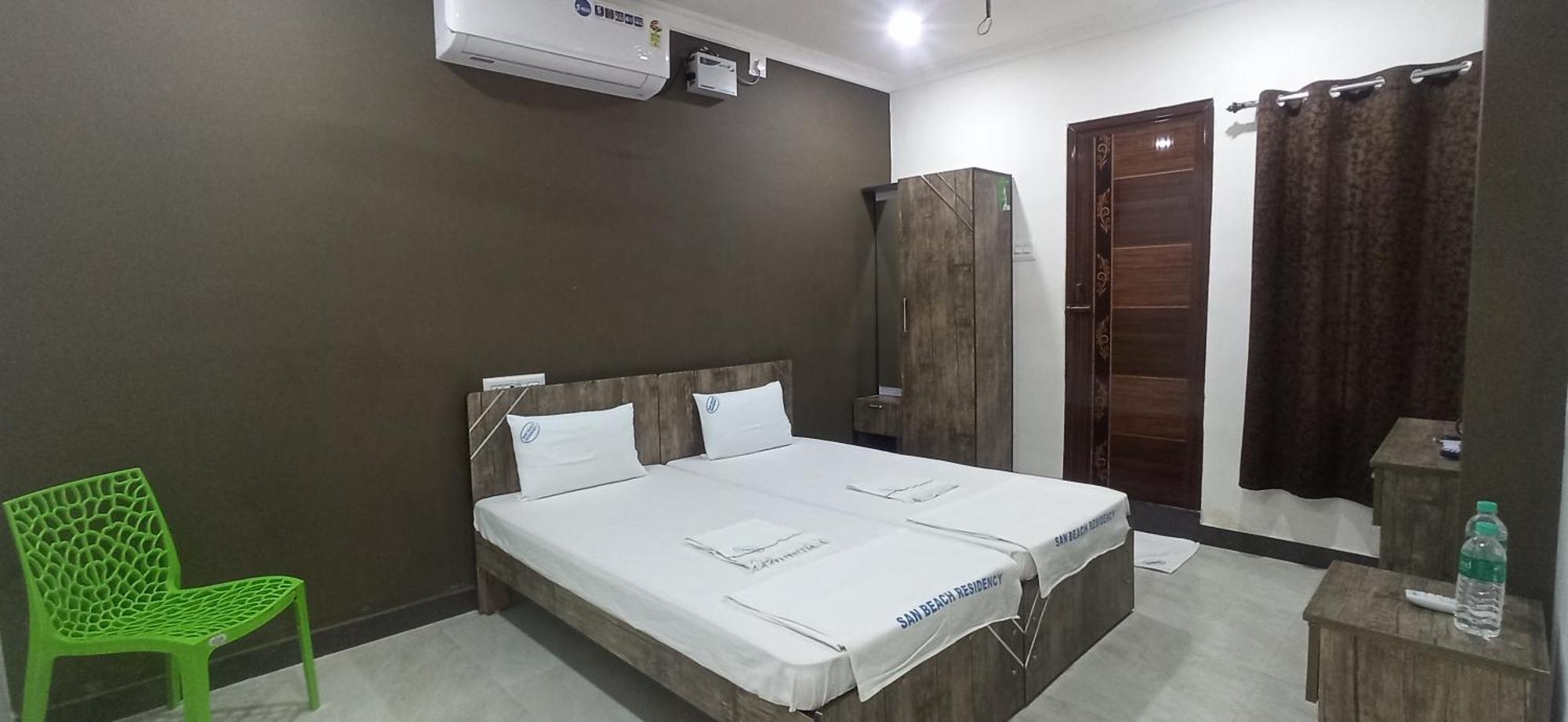 San Beach Residency Karaikal Extérieur photo