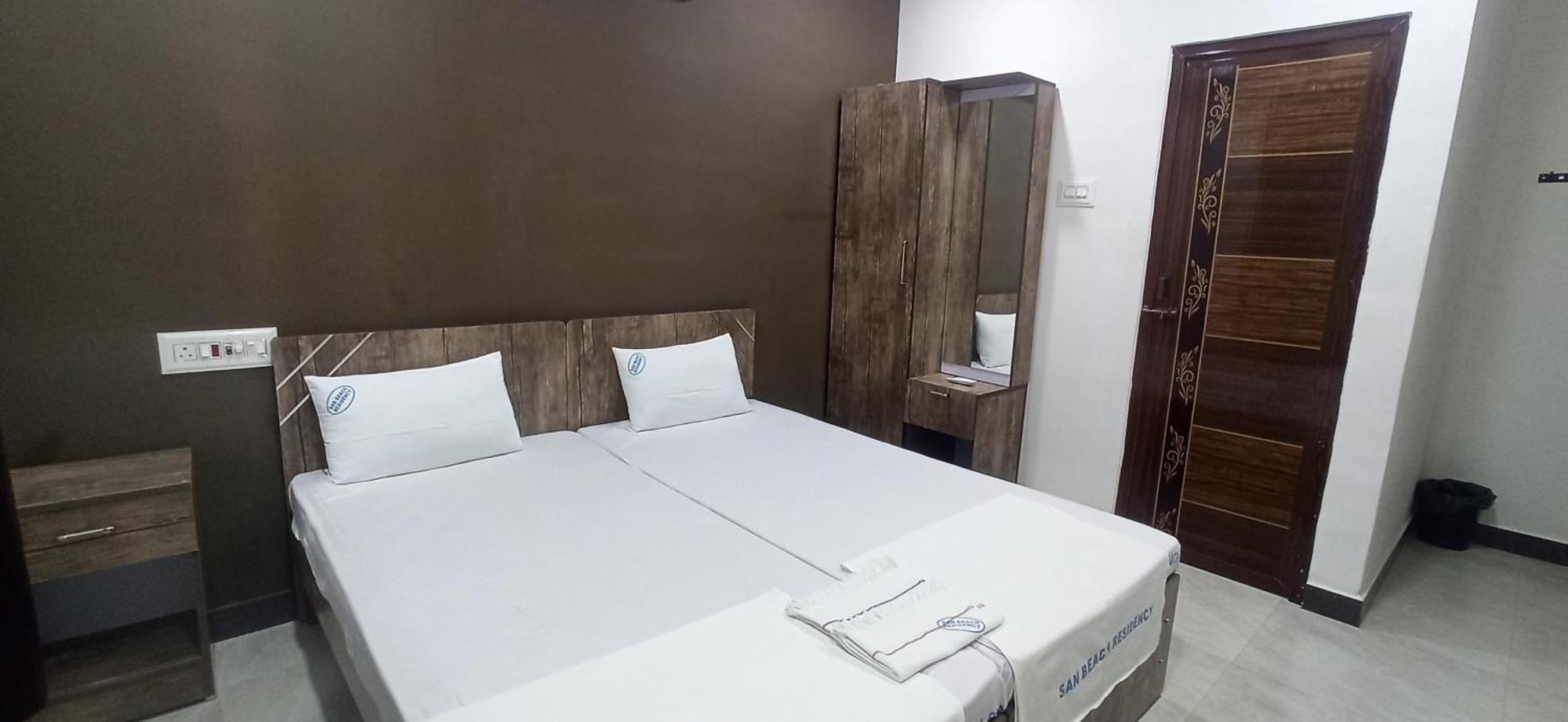 San Beach Residency Karaikal Extérieur photo